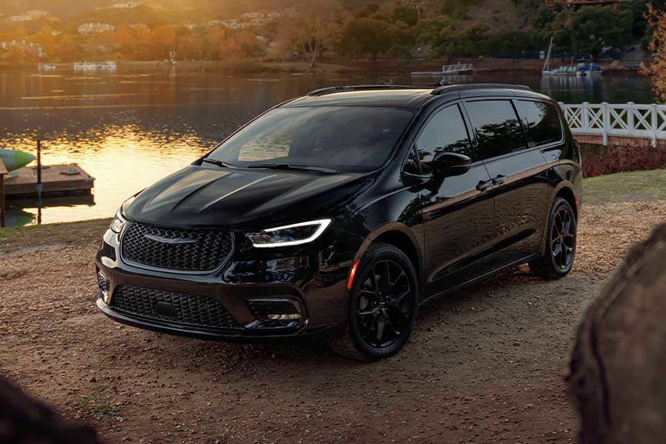 2026 Chrysler Pacifica & Pacifica PHEV