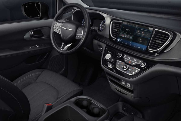 2026 Chrysler Grand Caravan