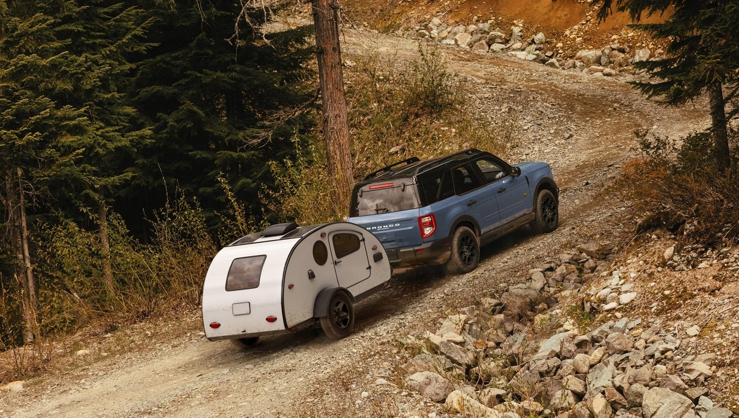 2026 Ford Bronco Sport pulling trailer