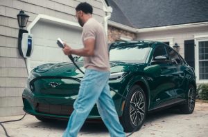 Electric vs. Hybrid vs. PHEV Models in Vaughan, ON