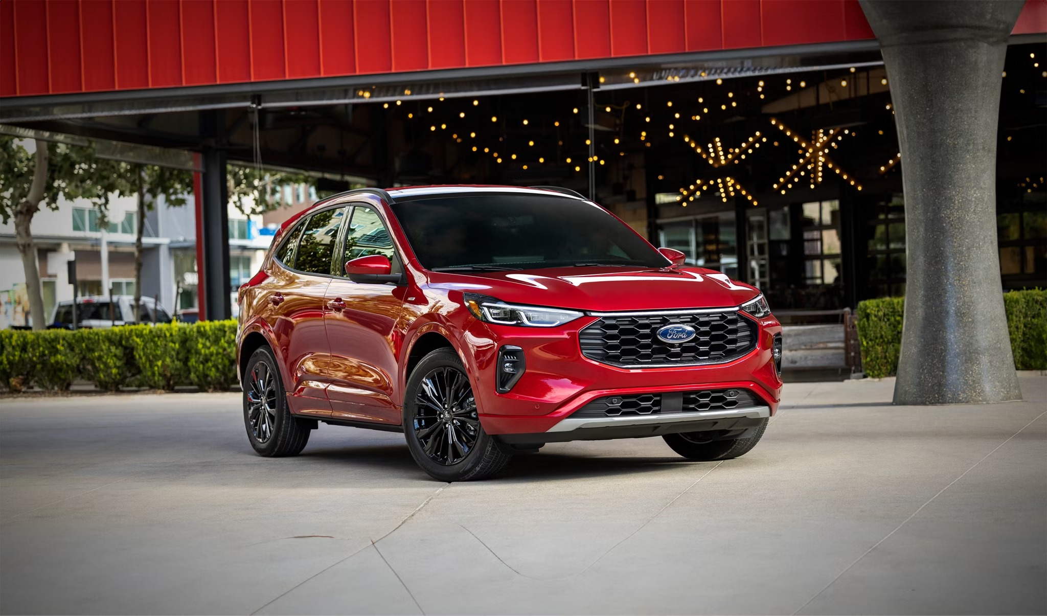 2025-ford-escape-safety-and-performance