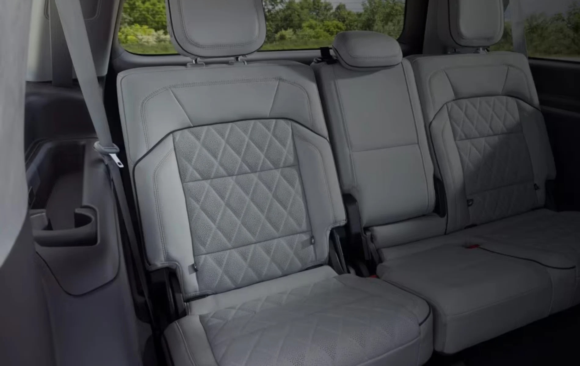 Interior Comfort and Space: Room for Luxury