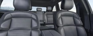 2024-lincoln-nautilus-reserve-interior-and-capacity