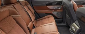 2024-lincoln-nautilus-reserve-interior-and-capacity
