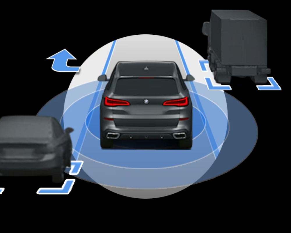 2026 BMW X5 Parking Becomes Effortless