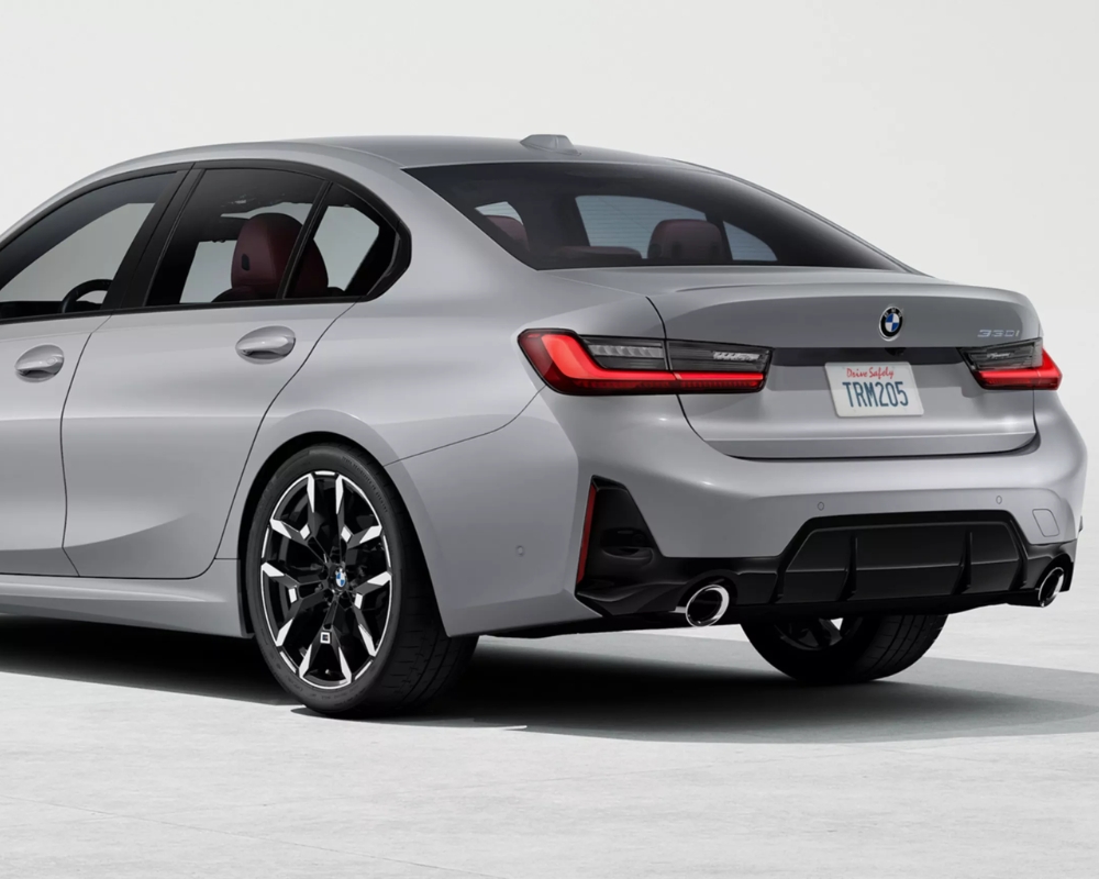 2026 BMW 3 Series Look That Stands Out