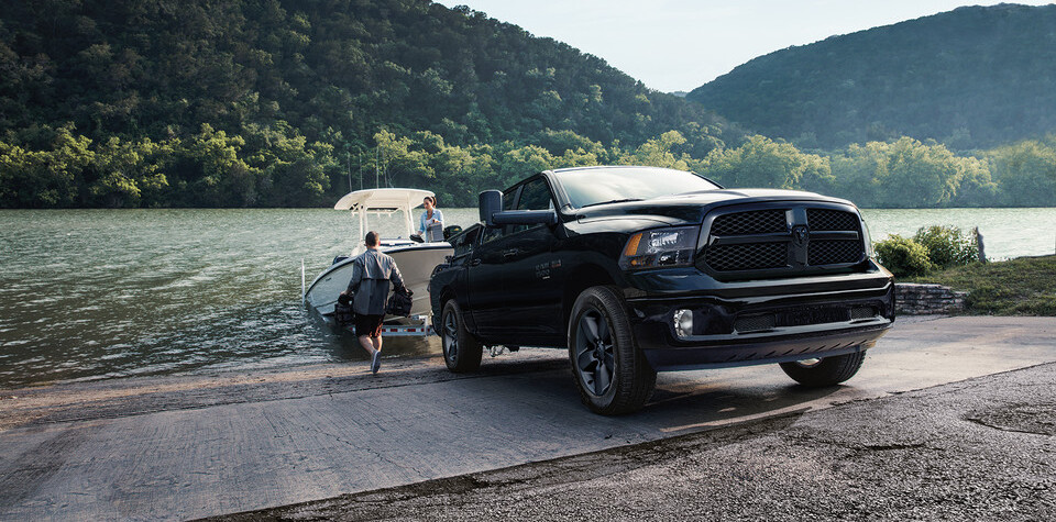 Ram Collision Repair near Lasalle, ON 