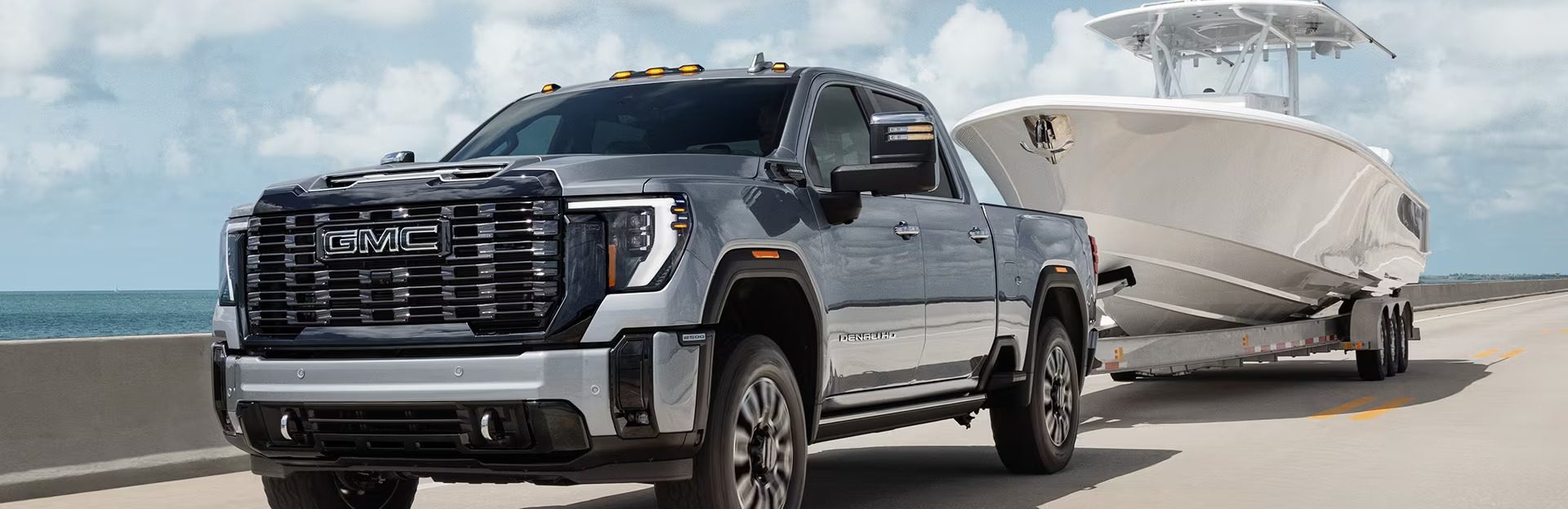 imgi_1_2026-gmc-truck-sierra-hd-exterior-1920x960-26PGSRHD91444