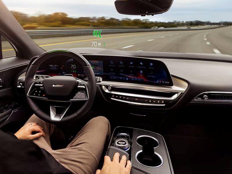 2-26 Cadillac Lyric Super Cruise 