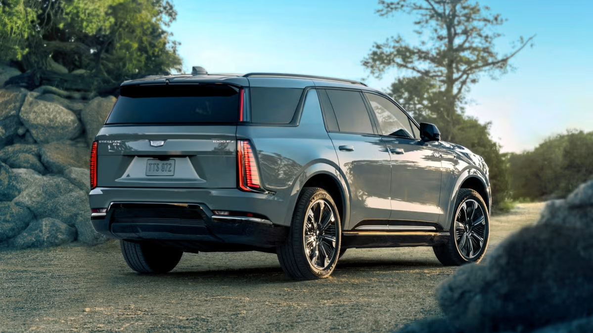 2026 Cadillac Escalade IQL 