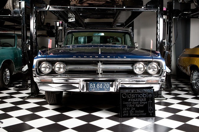 1964 Oldsmobile Starfire