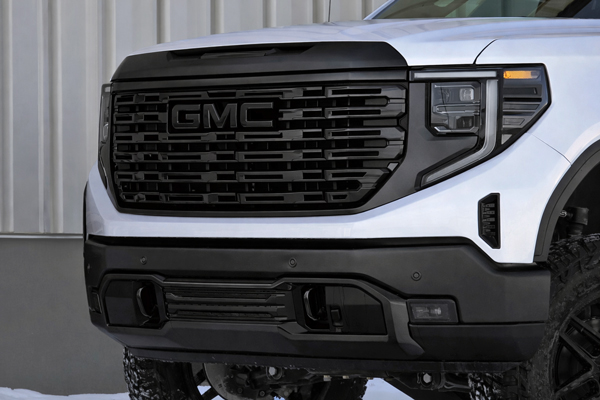 Peace Country Customs Blackout package for custom truck in Grande Prairie