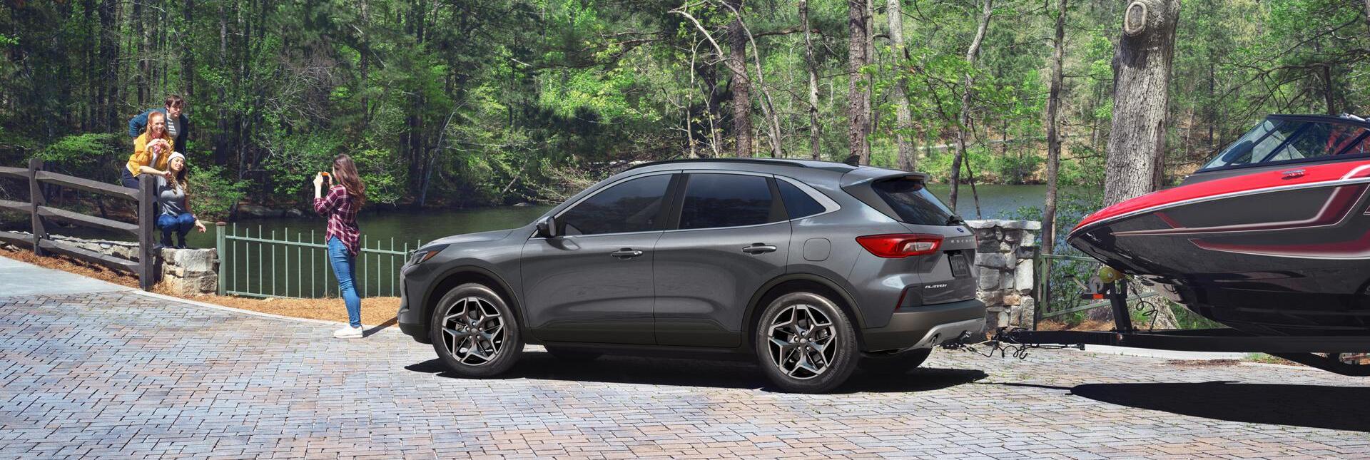 2026 Ford Escape PHEV vs. 2026 Kia Niro PHEV
