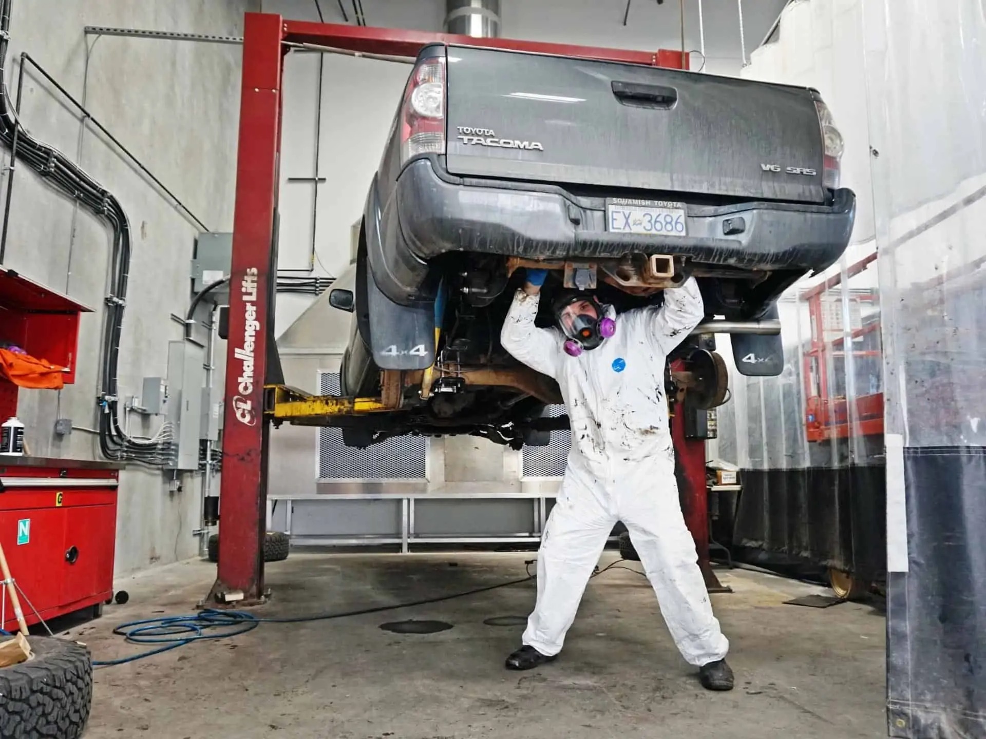 imgi_7_squamish-detail-staff-undercoat