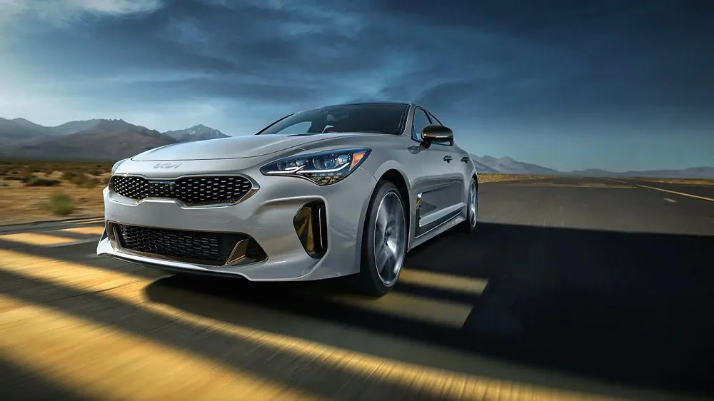 2022 kia stinger Exterior