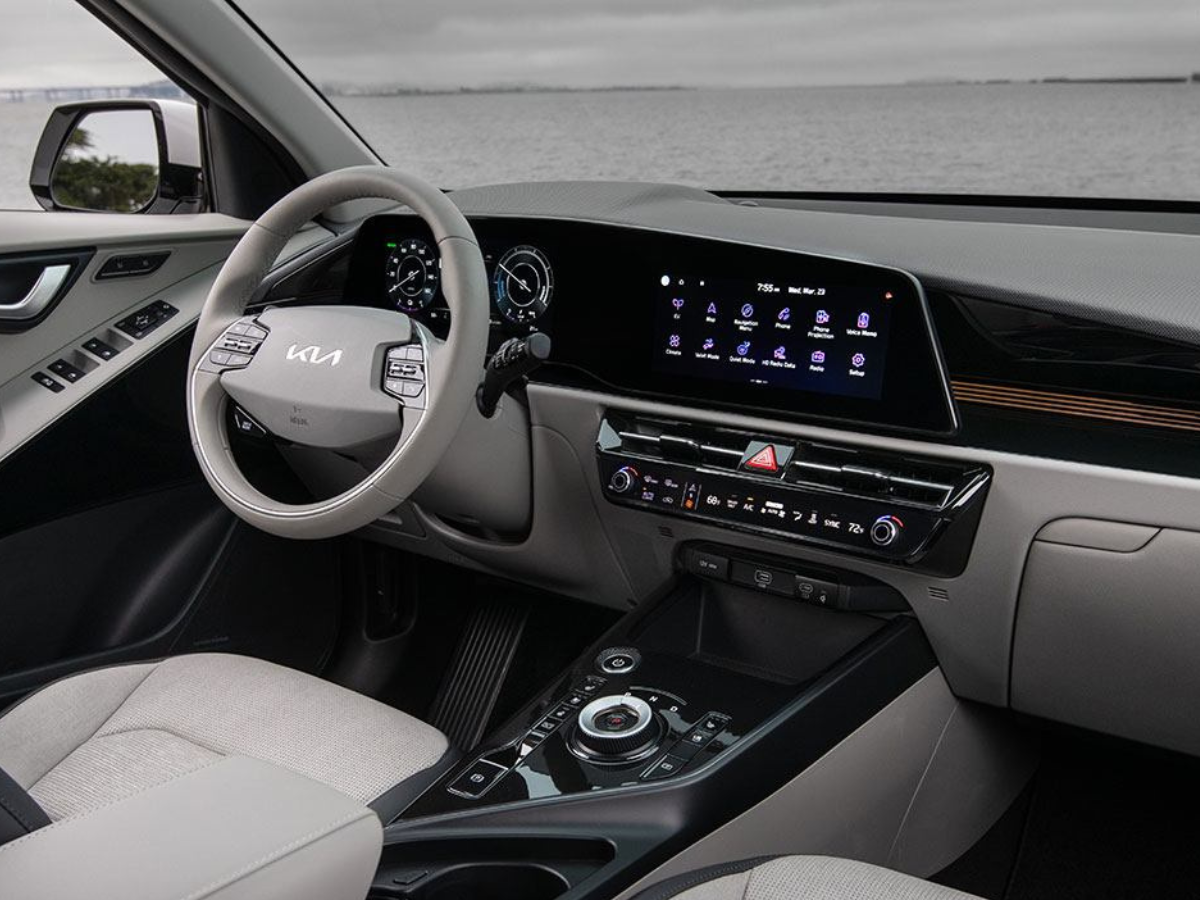 Driver Cockpit of 2023 Kia Niro 