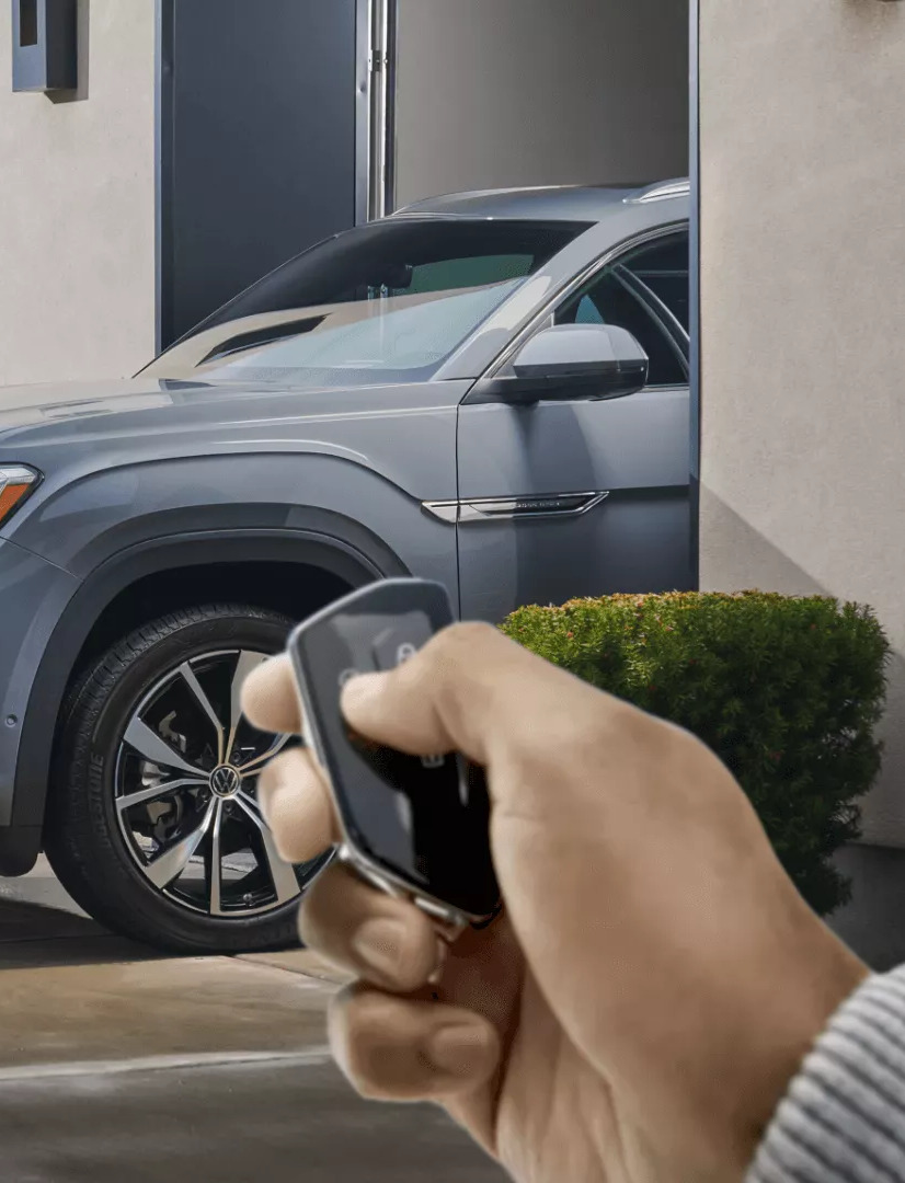 2026 Volkswagen Atlas Cross Sport in Orleans, ON