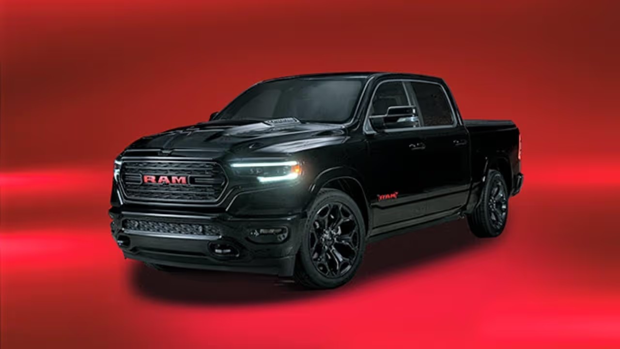 2022-ram-1500-red-for-sale-in-mississauga-brampton-toronto