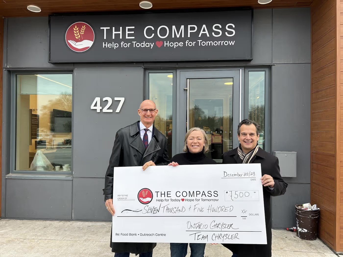 driving-positive-impact-team-chryslers-support-for-the-compass-food-bank