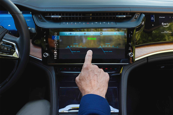 2026 Jeep Grand Cherokee in Tilbury, ON