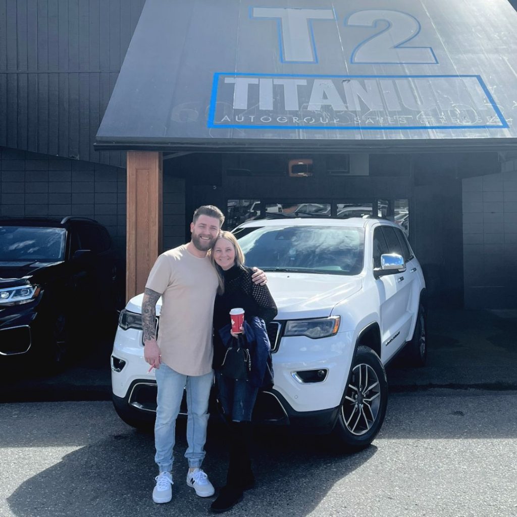 Laura Jeep Grand Cherokee Titanium Autogroup