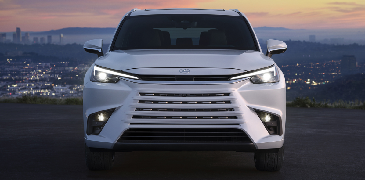 2026 Lexus TX 500h Hybrid SUV in Ottawa