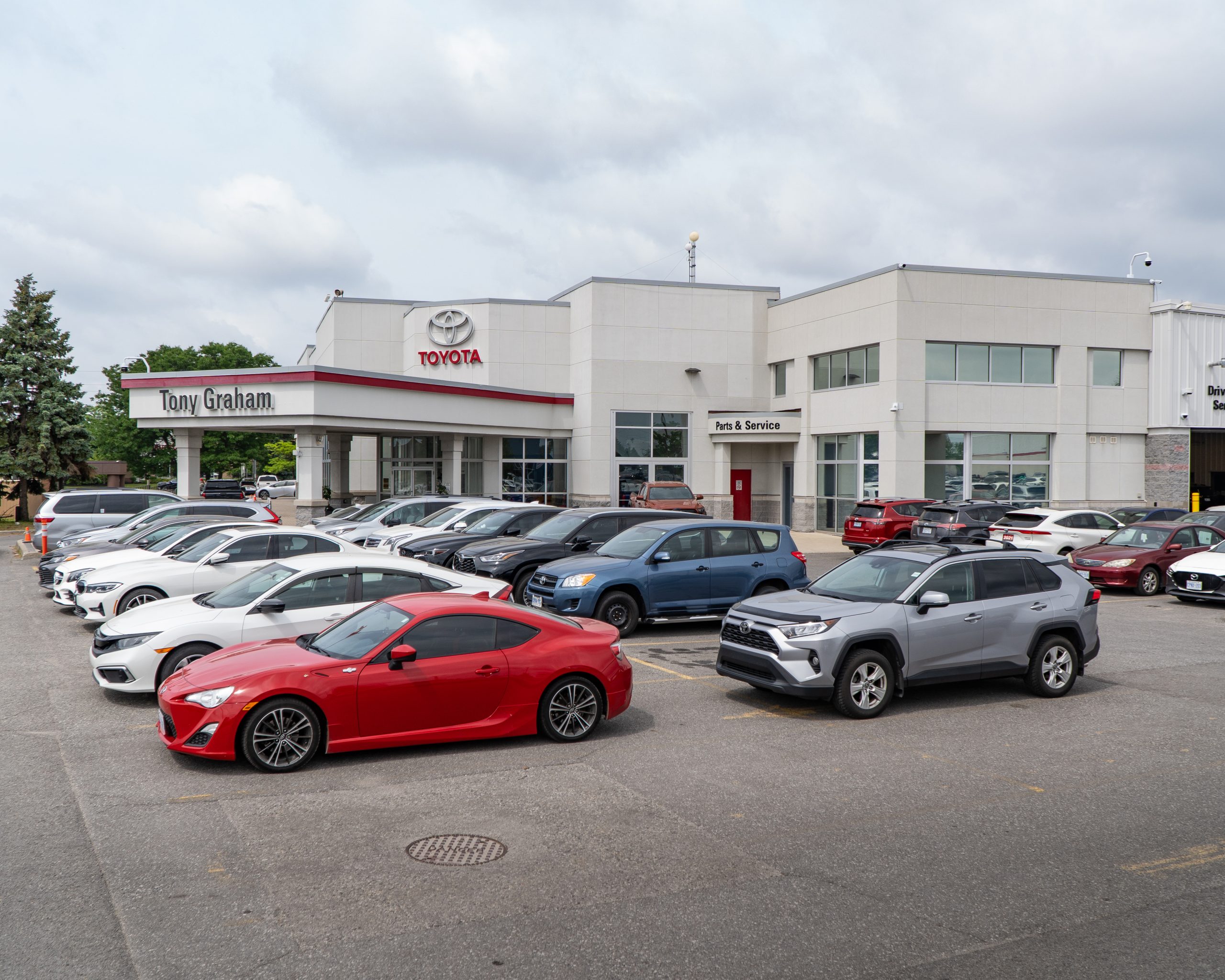 Tony Graham Toyota-highlander-Ottawa