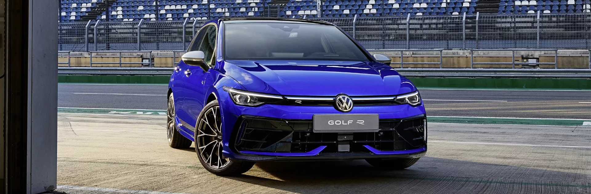 2025 Volkswagen Golf R in Unionville, Ontario