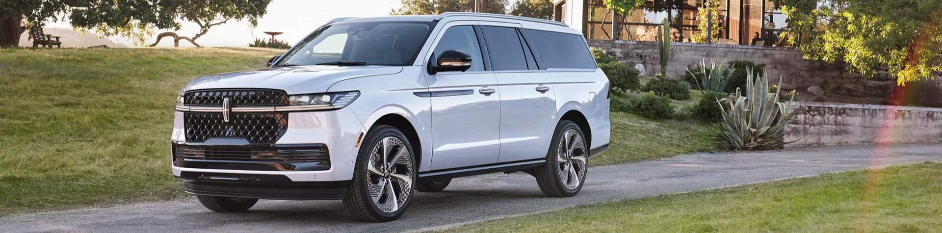 2026 Lincoln Navigator L