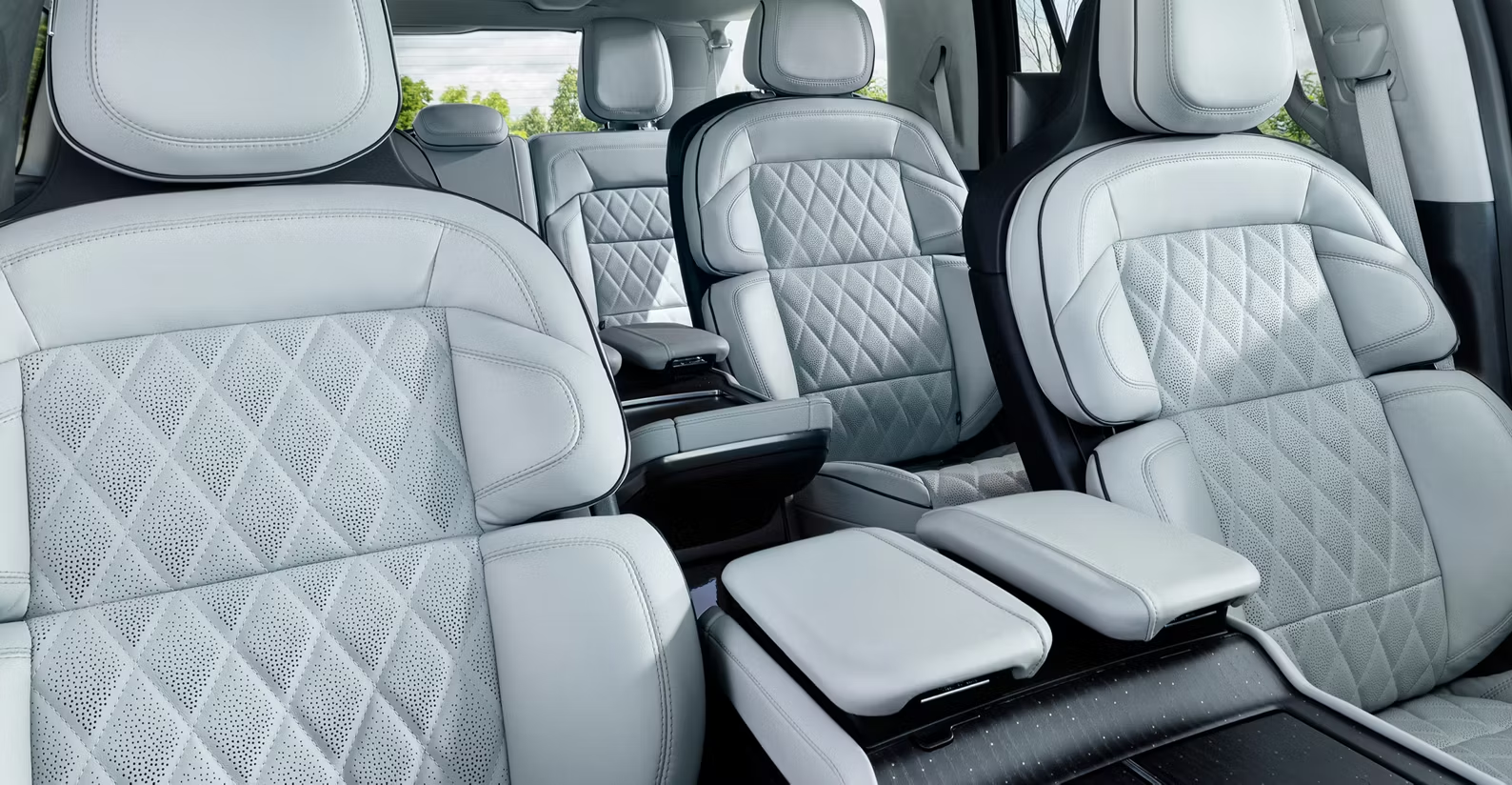 2026 Lincoln Navigator L