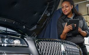 Quick Lane Service at Whiteoak Lincoln