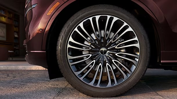 Quick Lane Service at Whiteoak Lincoln