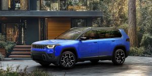 Jeep Cherokee near Lasalle