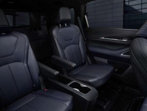2027 INFINITI QX60 seating