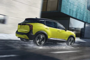 2025 Nissan Kicks