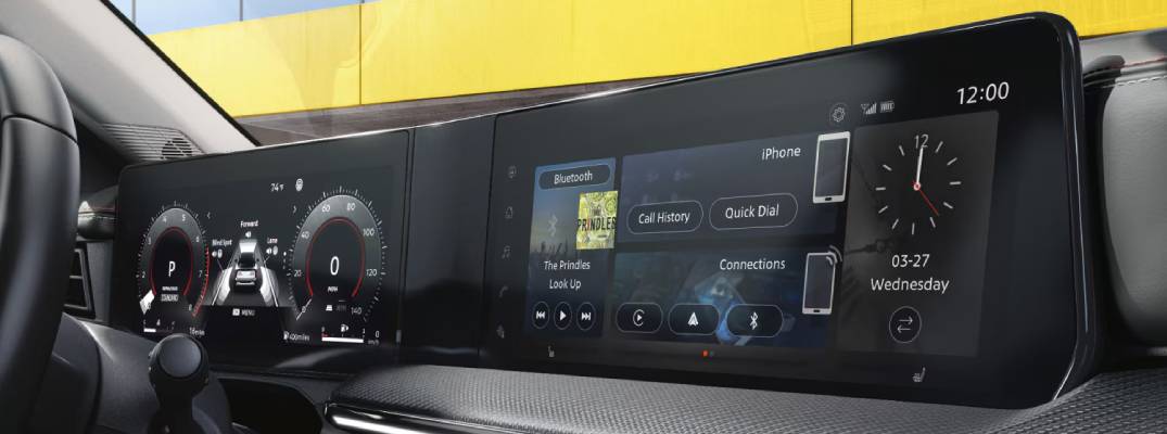 2026 Nissan Kicks dual screens