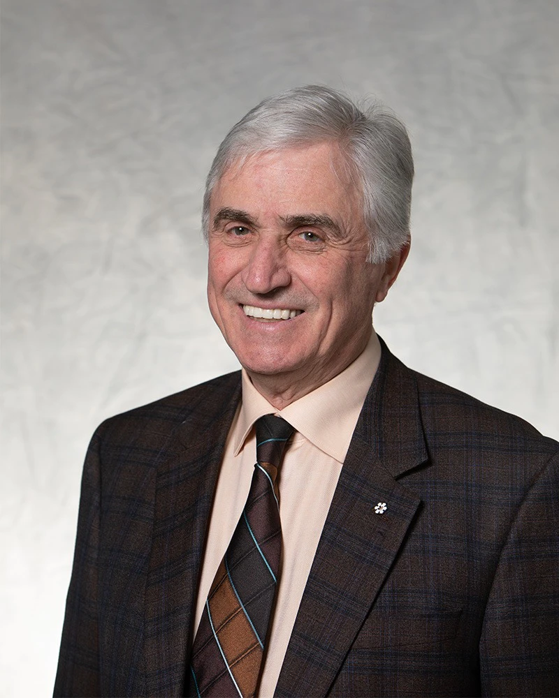 Gerry  Wood C.M. 