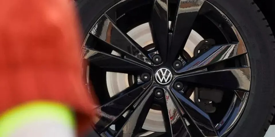 6 Months Complimentary Roadside Assistance